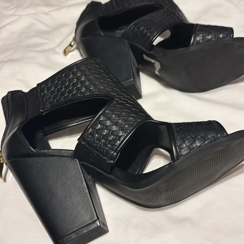 Chic Black Woven Heeled Sandals